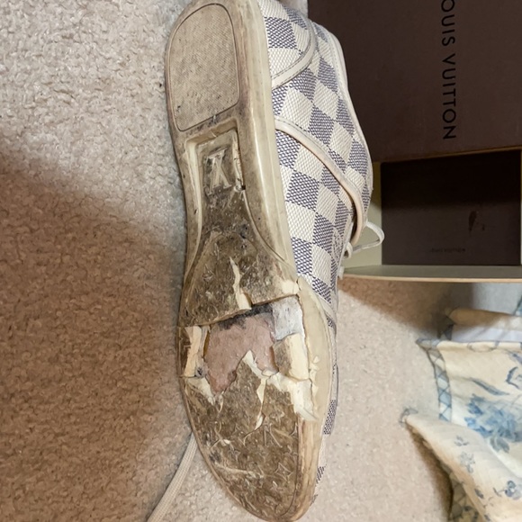 Louis Vuitton Sneakers - Picture 11 of 12